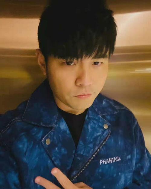 模仿吃瓜杰伦,揭秘娱乐圈幕后风云