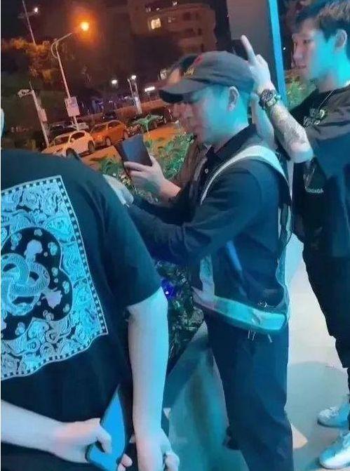 吃瓜厦门路虎,吃瓜群众的美食之旅